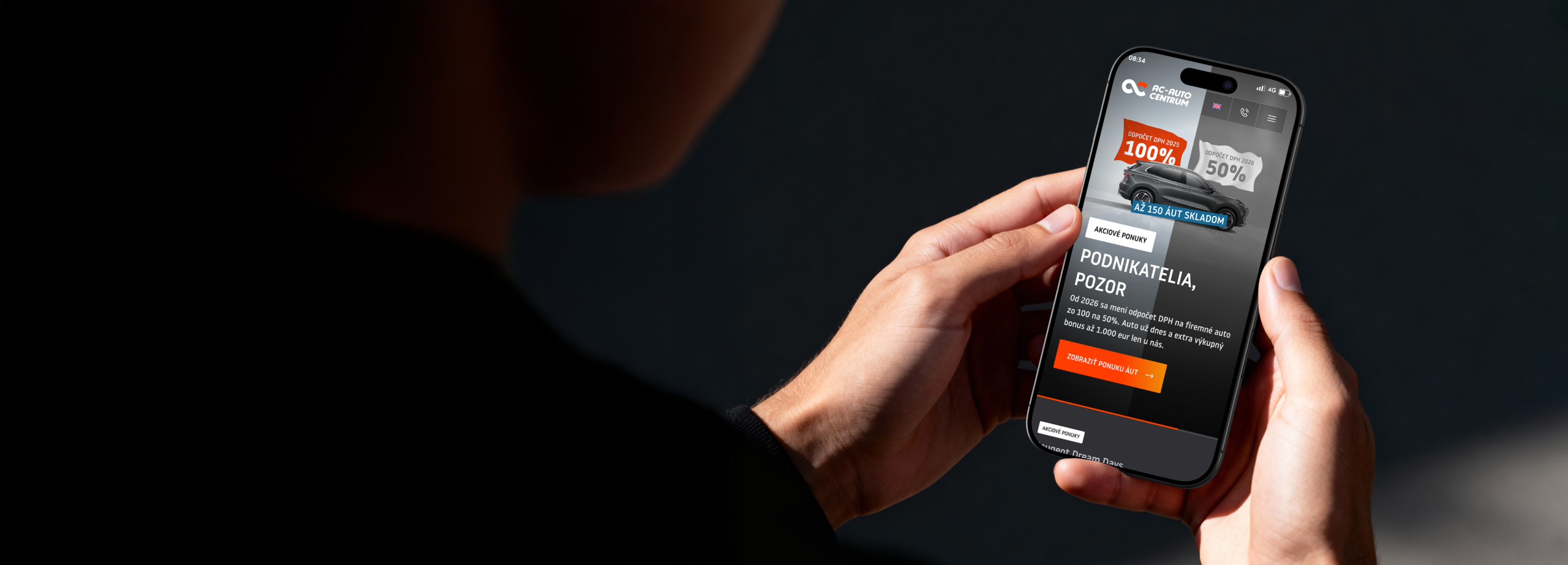 AutoCentrum web na mobile v ruke